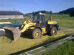 Maissilage walzen von der Firma Loritz